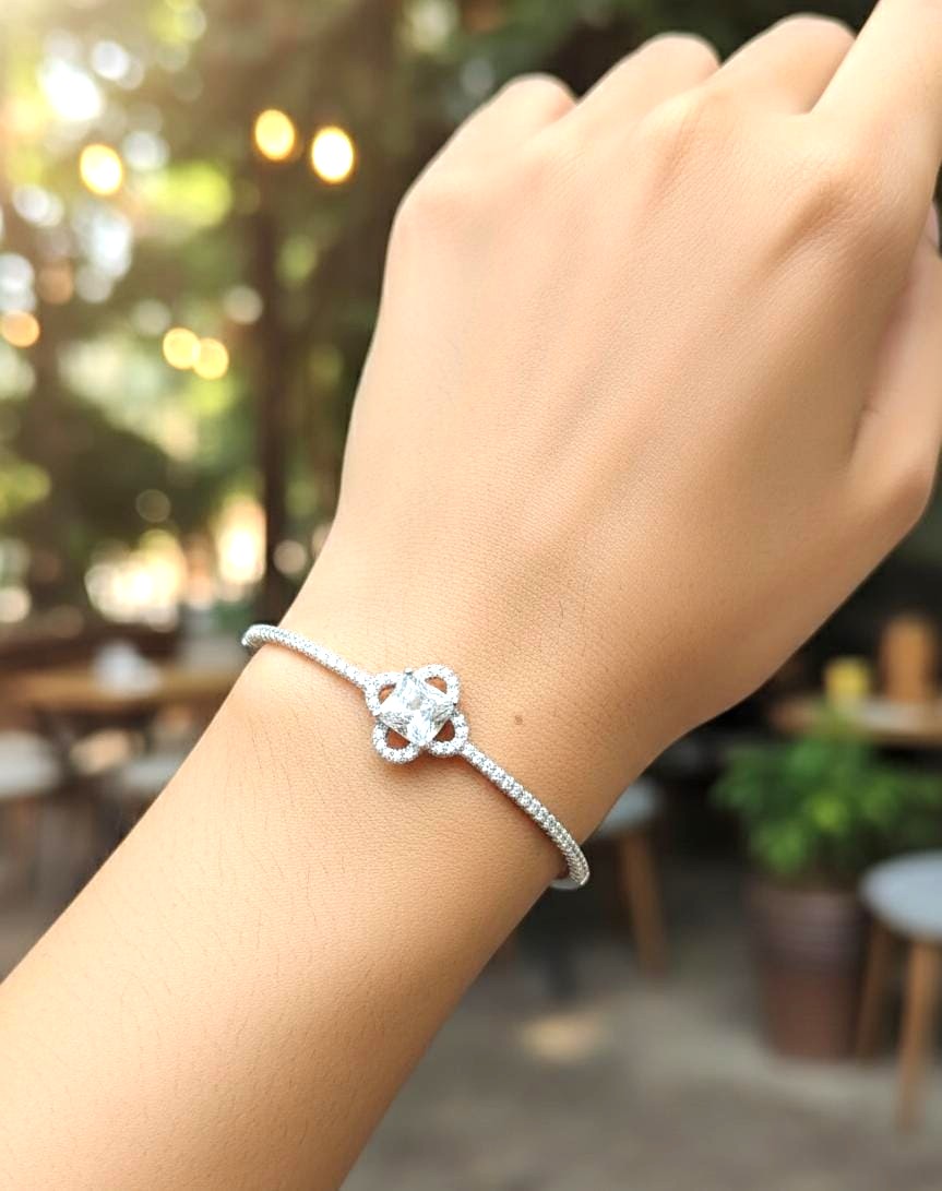 92.5 Silver Girls Bracelet M0408